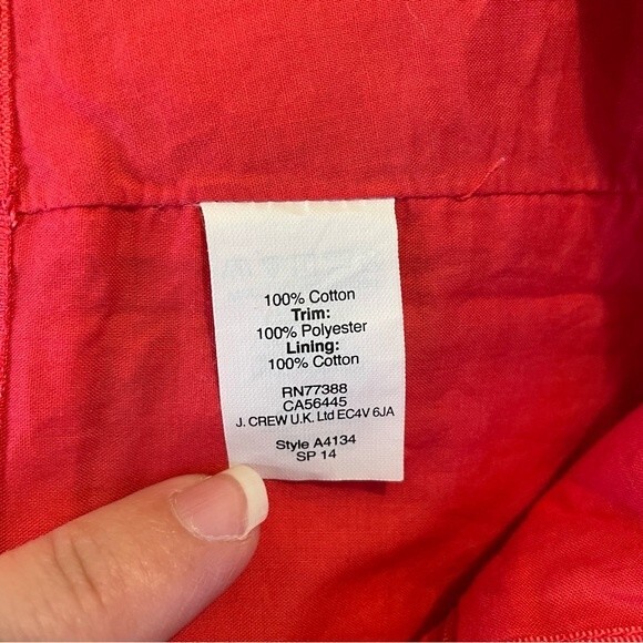 J. Crew Red Daisy Floral Crochet Lace Mini Skirt Size 6 - Picture 7 of 7